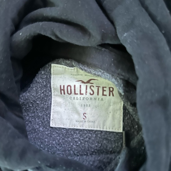 Hollister Men’s Hoodie Size Small - Picture 3 of 4
